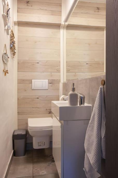 Mihajlovik Lux Apartment In Heart Of Skopje Luaran gambar