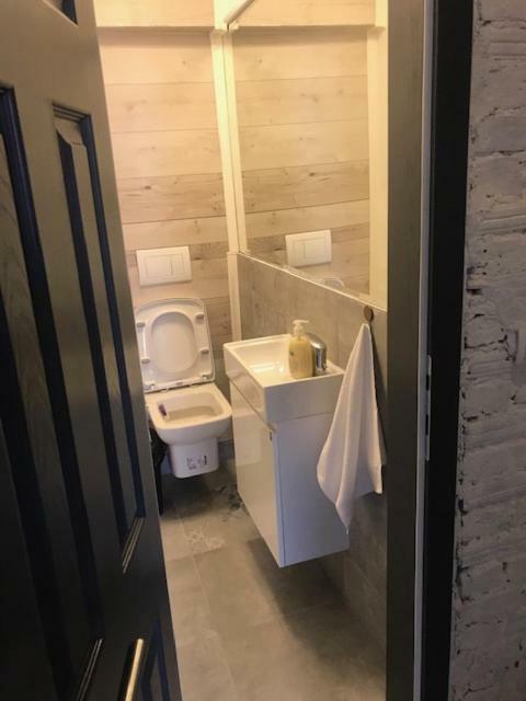 Mihajlovik Lux Apartment In Heart Of Skopje Luaran gambar